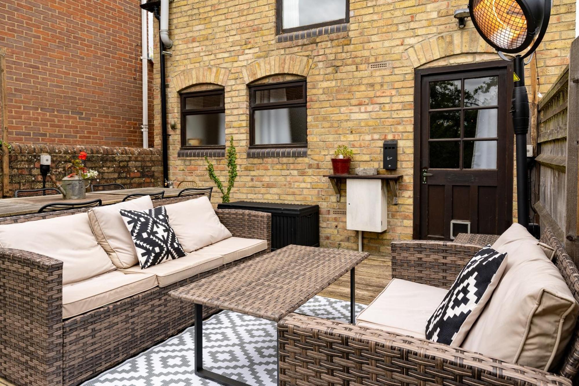Colthorn Farm Cottage By Aryas Properties - Oxford Exterior photo